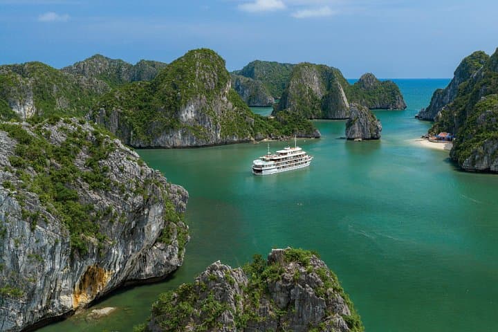 Bhaya Soul: 2-Day Halong Bay Cruise & Wellness Journey photo 2