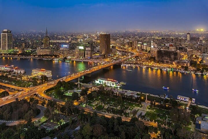 Cairo Night Walking Tour: Horse Carriage Ride & Cairo Tower Views