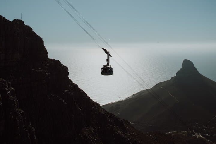 Platteklip Gorge Hike — Guided Ascent of Table Mountain with Cable Car Descent (Cape Town)