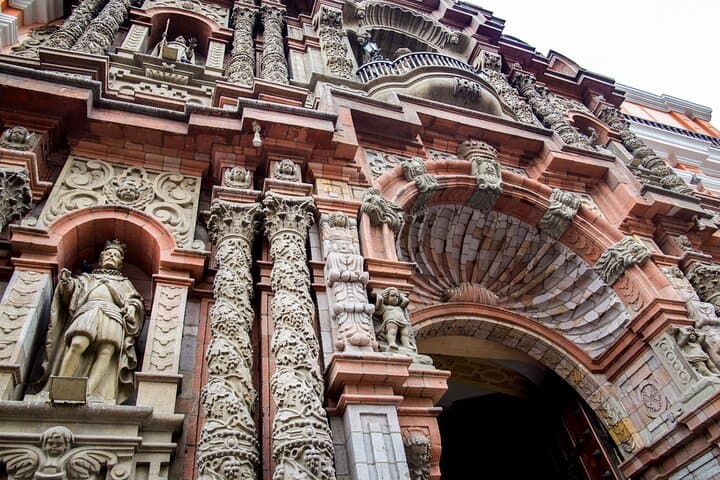 Evening Lima Walking Tour: Historic Center & Pisco Sour Rooftop