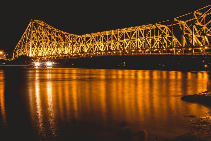 Hooghly River Evening Cruise: Kolkata Night Cruise Past Howrah Bridge