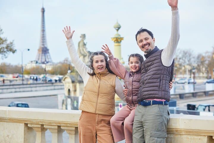 Full-Day Private Paris Tour: Montmartre, Eiffel Tower & Historic Sights photo 2
