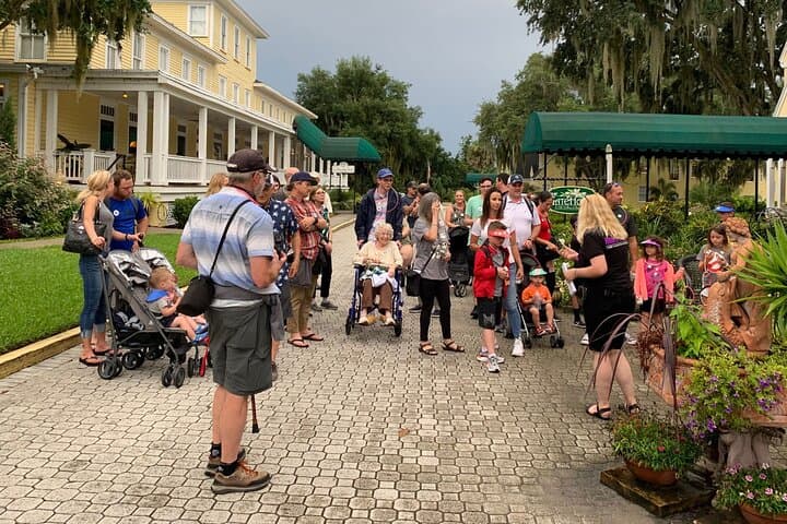 Mount Dora Paranormal Ghost Tour: Hands-On Haunted Investigation at the Lakeside Inn photo 3