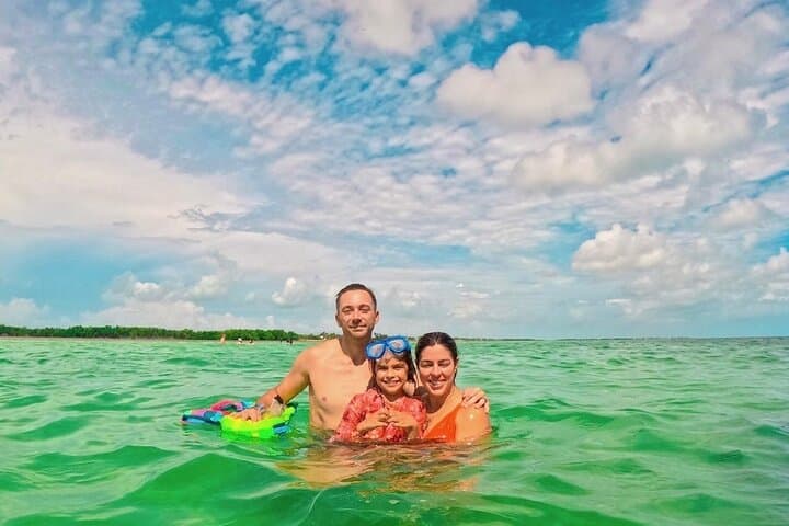 Explore Sombrero Reef and Molasses Key Sandbar: Marathon’s Premier Snorkeling Combo photo 4
