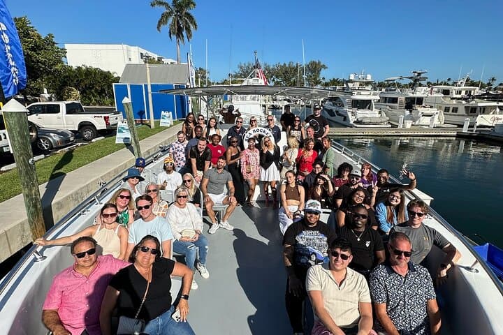 Sea Rocket Sunset & Holiday Lights Cruise — Fort Lauderdale Intracoastal Evening Tour photo 5