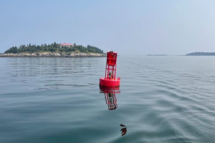 Portland Casco Bay 2-Hour Scenic Powerboat Powerboat Cruise photo 3