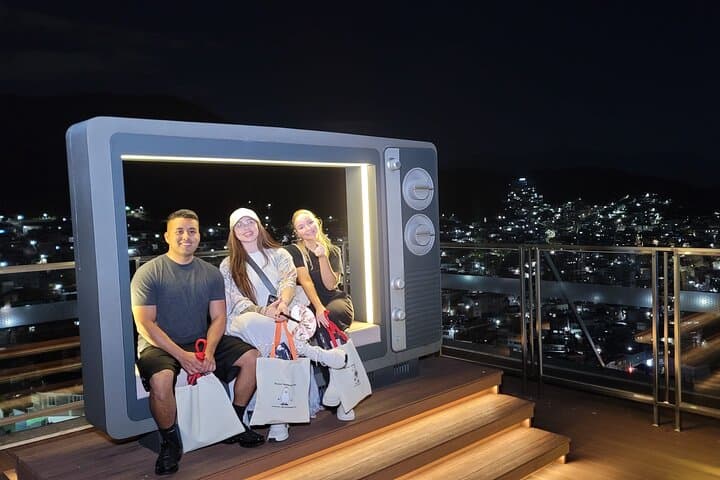 Busan Night Market and Harbor Night-View Walking Tour photo 4