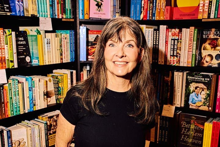 Storied Charleston Walking Tour with Local Author Liz Butler — 90-Minute Historic Walk photo 2