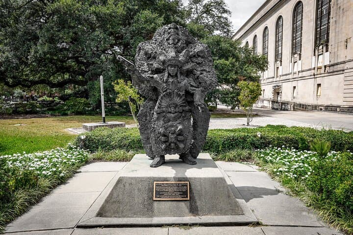 Voodoo Queen Walking Tour in New Orleans — Marie Laveau, Voodoo Shops & Congo Square photo 4
