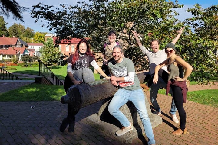 Discover Annapolis: Interactive Scavenger Hunt Walking Tour