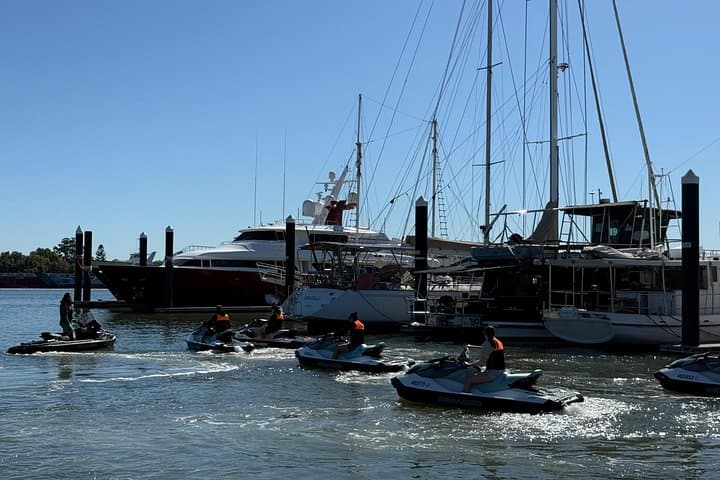 Jetski Adventure from Brisbane to Moreton Bay: Gateway Bridge to Stradbroke in 4 Hours photo 4