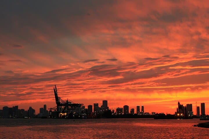 Miami Sunset and Skyline Cruise from Bayside Marketplace photo 3