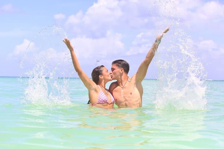 Saona Island Hidden Beach Excursion from Bayahibe: Natural Pool & White Sands photo 6