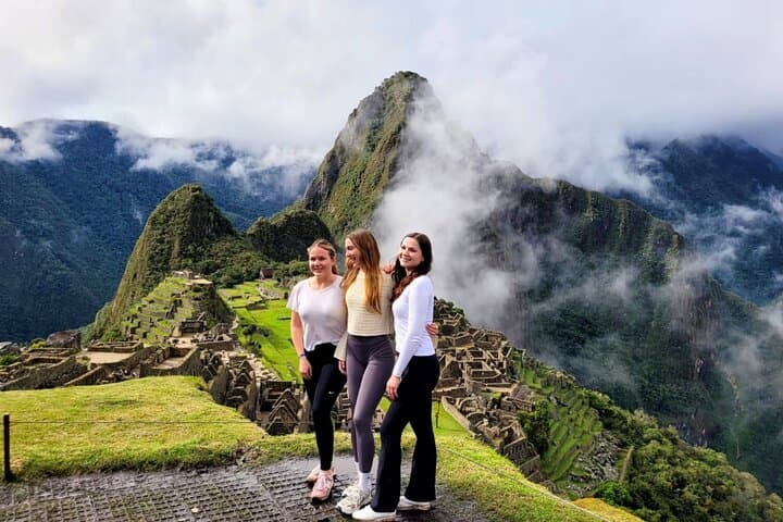 Machu Picchu & Sacred Valley 2-Day Private Tour by Train — Skip-the-Line Inca Highlights photo 5