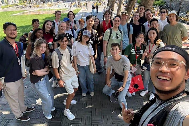 Hidden Hutong Bike & Food Tour with Pro Photos in Beijing photo 1