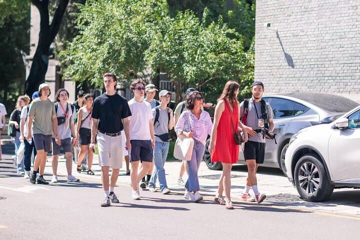 Hidden Hutong Bike & Food Tour with Pro Photos in Beijing photo 4