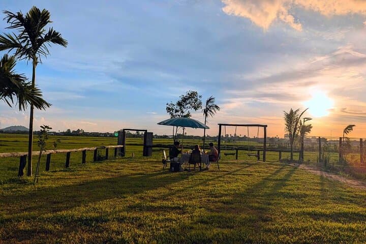 Siem Reap Countryside Private Guided Tour: Village Markets, Rice Fields & Sunset photo 3