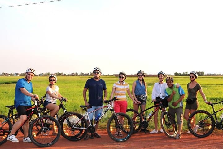 Siem Reap Countryside Private Guided Tour: Village Markets, Rice Fields & Sunset photo 5