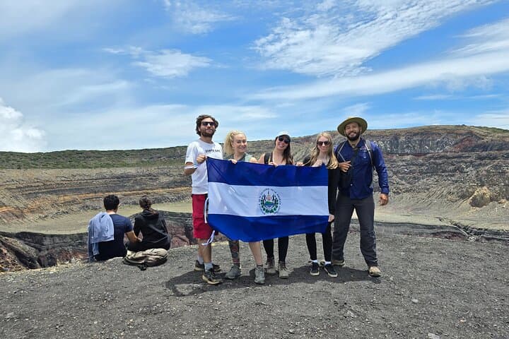 Hike Santa Ana Volcano and Swim at Coatepeque Lake — Full-Day El Salvador Adventure photo 5