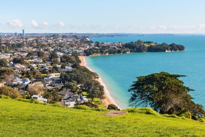 Devonport Self-Guided Walking Tour: Mount Victoria, Victorian Homes & Coastal Views