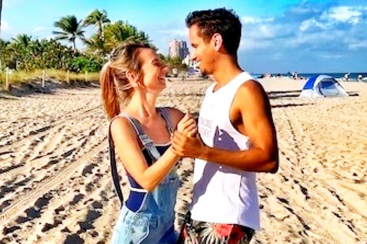 Partner Up: Private Bachata & Salsa Classes in Santo Domingo photo 3