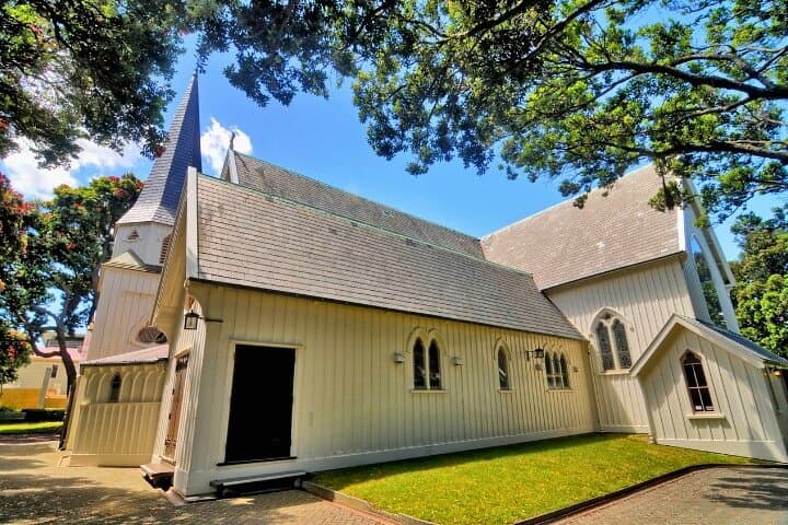 Self-Guided Wellington Walking Tour: Explore Parliament, Historic Pubs & Oriental Bay photo 2