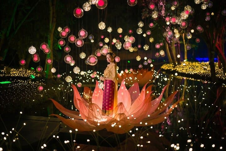 Photographing Thailand's Na Satta Light Festival, Dragon Temple & Floating Markets