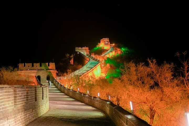 Private Great Wall Night Tour from Beijing — Simatai & Badaling After Dark photo 6