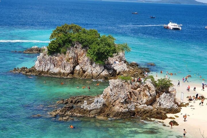 Phi Phi Speedboat Day Trip: Maya Beach, Pileh Lagoon & Khai Island photo 6