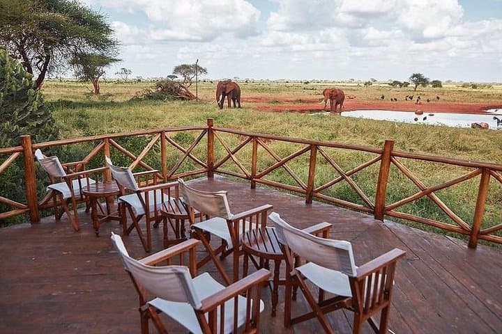 4-Day Safari: Tsavo East, Amboseli & Tsavo West from Diani