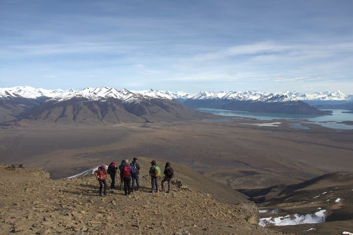 Cerro Frías Full-Day Trek: Summit Views over Lago Argentino