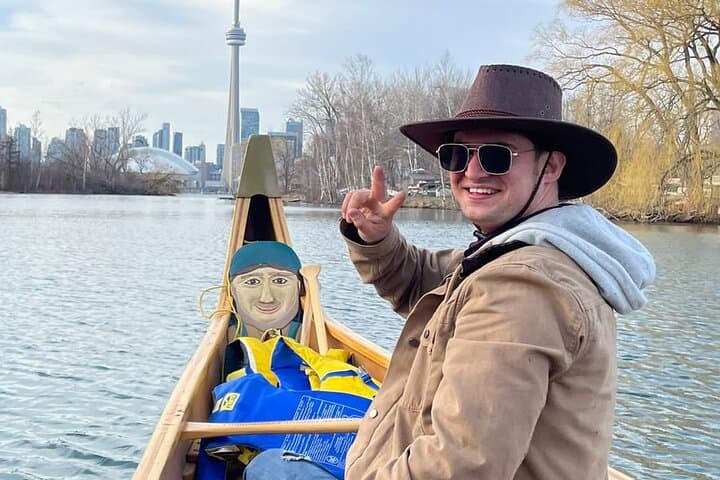 Morning Paddle on the Toronto Islands: Lagoons, Wildlife, and Skyline Views