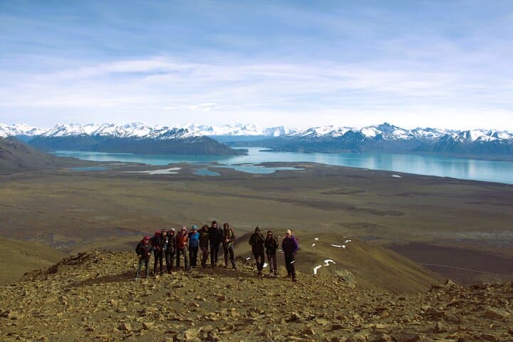 Cerro Frías Full-Day Trek: Summit Views over Lago Argentino photo 2