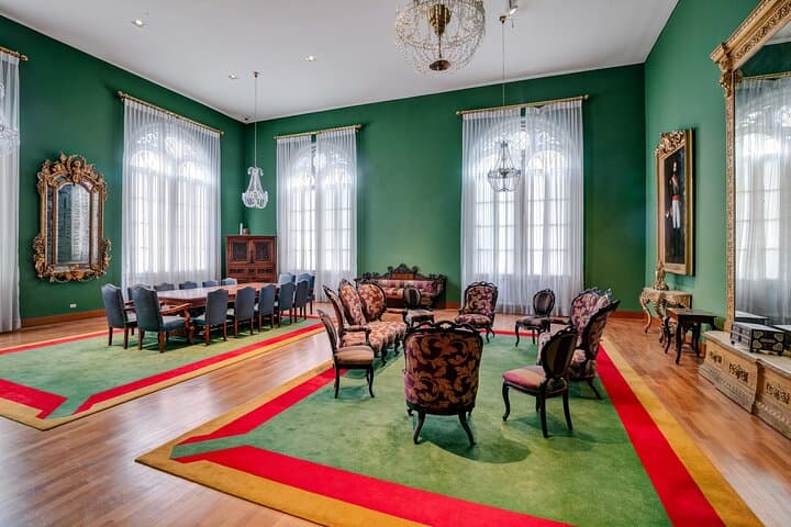 Private Curator-Led Tour and Champagne Salon at MALI, Lima photo 4