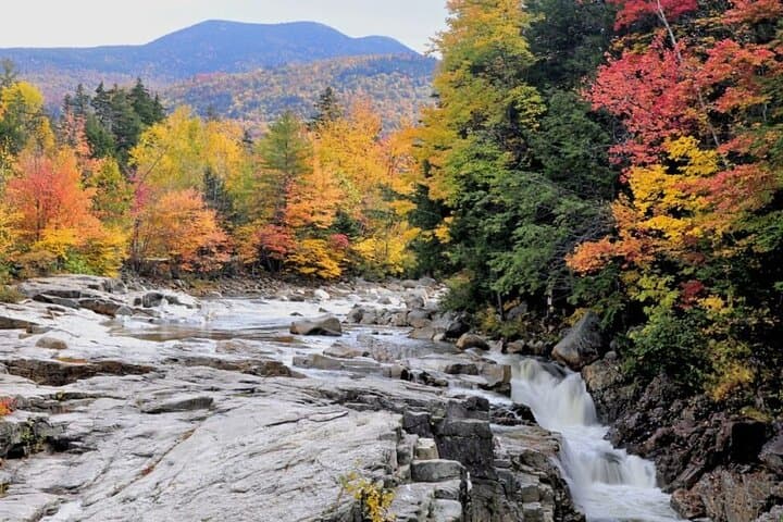 White Mountains Day Trip from Boston: Lost River Gorge, Flume Gorge & Kancamagus Drive