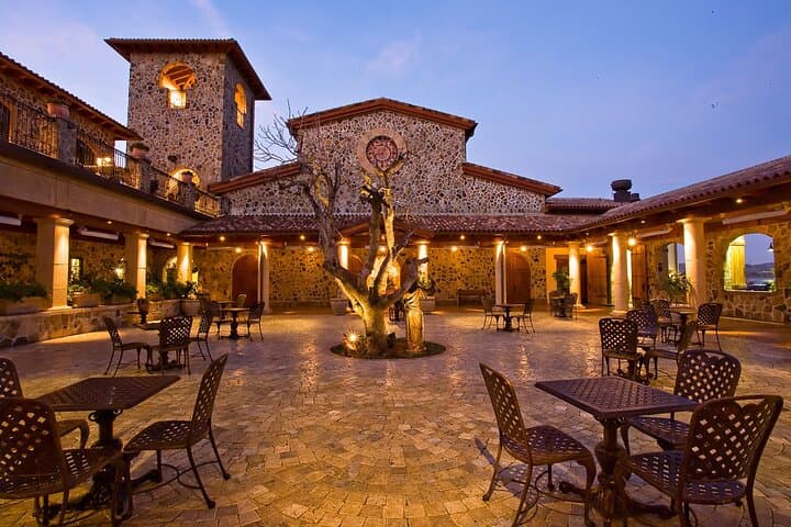 San Francisco to Sonoma Private 6-Hour Wine Tour — Up to 6 Guests photo 4