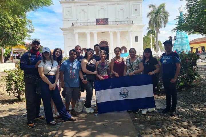 Suchitoto & Cihuatán Rum Tasting: Colonial Town Walk and Distillery Tour photo 4
