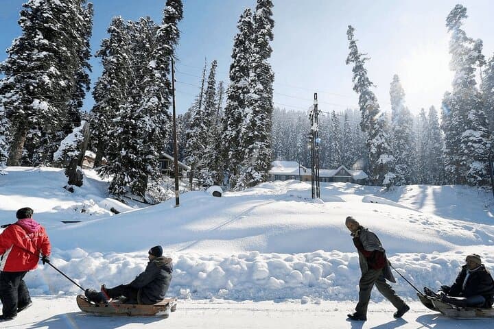 Exotic Kashmir Tour: 6-Day Srinagar, Pahalgam, Gulmarg & Sonmarg Itinerary photo 4