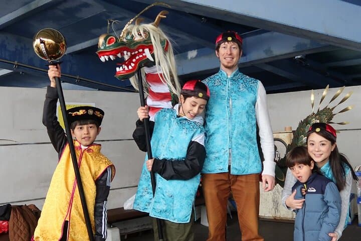 Hands-On Nagasaki Dragon Dance Experience — Join a 4-Person Ja-Odori photo 2