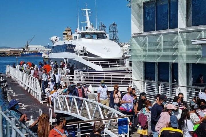 Robben Island and Two Oceans Aquarium Full-Day Tour from Cape Town photo 3