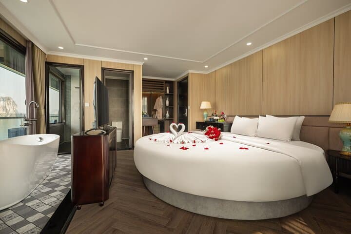 Luxury 2-Day Halong & Lan Ha Bay Cruise with Private Balcony—Kayaking, Caves & Cooking Class photo 4