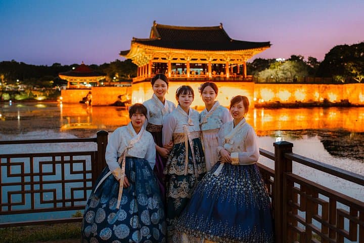 Gyeongju Small-Group Photo Tour: Bulguksa, Tombs & Wolji Pond photo 2