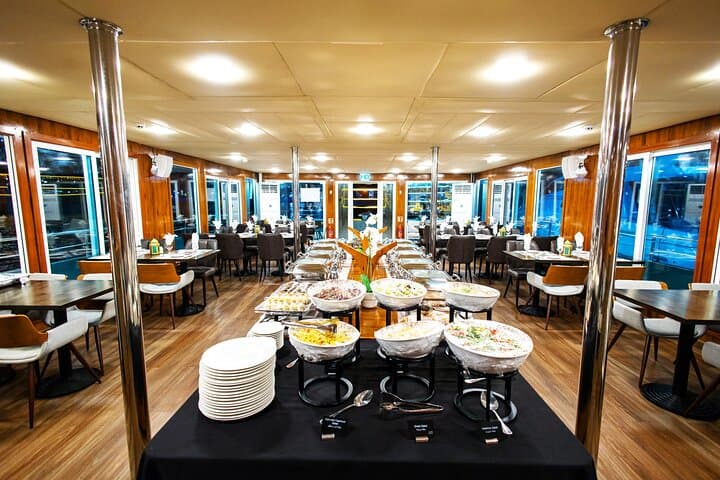 Evening Dinner Cruise in Dubai Marina — Alexandra Sea Lounge photo 4