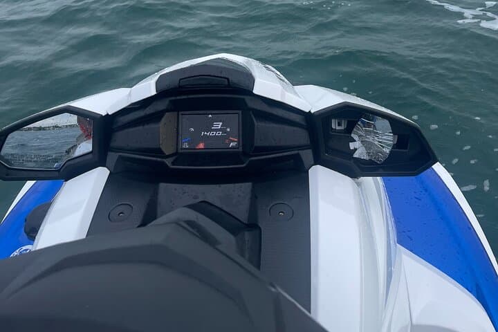 Nassau Paradise Jet Ski Adventure: WaveRunner Tours & Hidden Coves photo 5