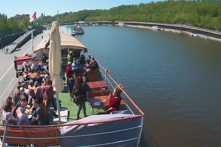 Prague 1-Hour Vltava Cruise: Charles Bridge to Prague Castle photo 4