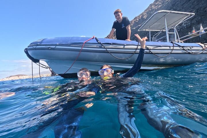Try Dive by Boat in Puerto Colón — Beginner Scuba in Costa Adeje photo 5