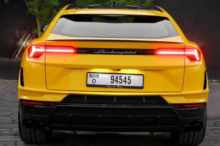 Drive a Supercar in Downtown Dubai: Hourly to Monthly Luxury Car Rentals photo 5