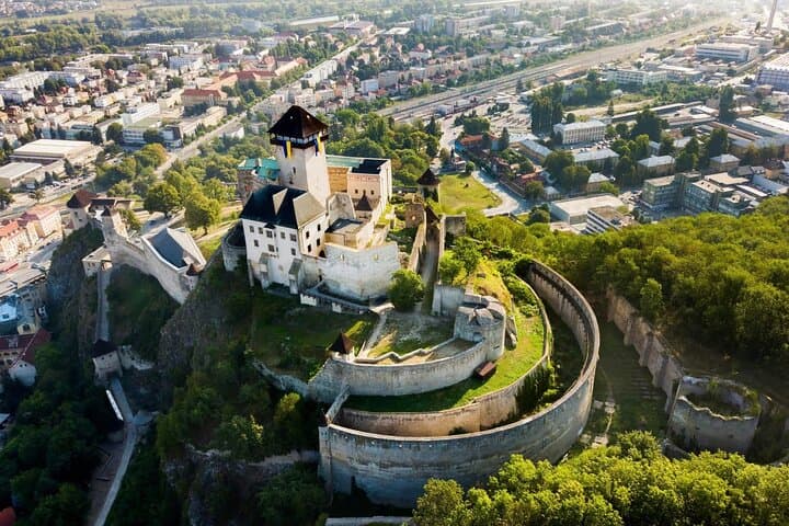 Slovakia Castles, Folk Art & Panoramas: Day Tour from Bratislava