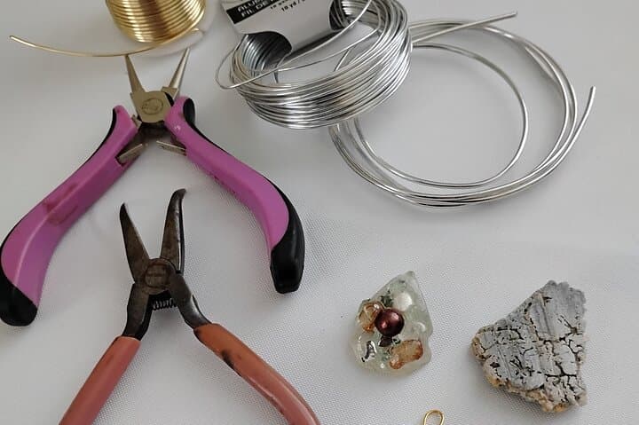 St. Simons Beach Treasure Hunt & Wire‑Wrap Jewelry Workshop on the Golden Isles photo 2