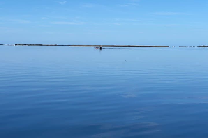 Clear Kayaking Bodie Island: Transparent Kayak Tour on Roanoke Sound photo 2